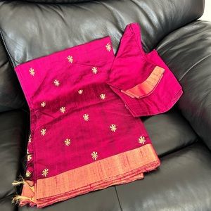 Elegant Jute Silk Saree - Magenta